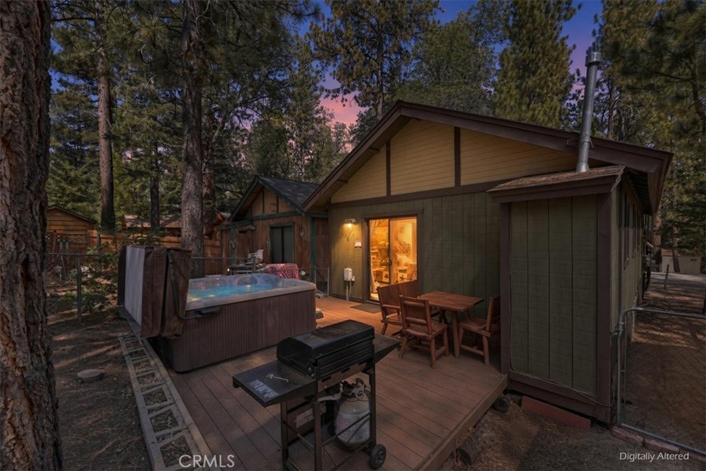 42587 Cedar Property Photo 3