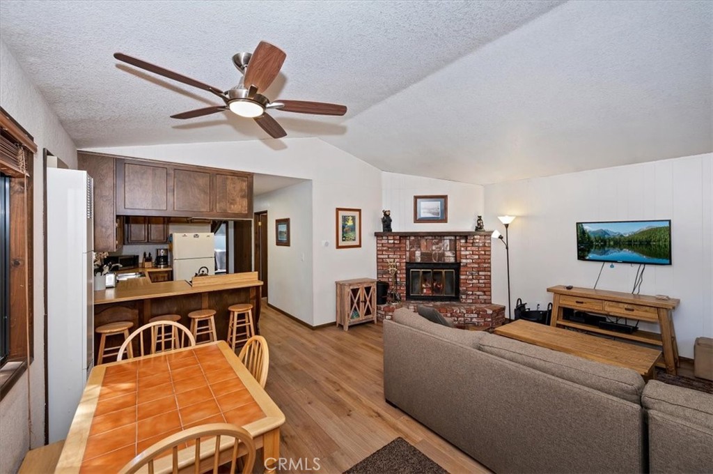 42587 Cedar Property Photo 8