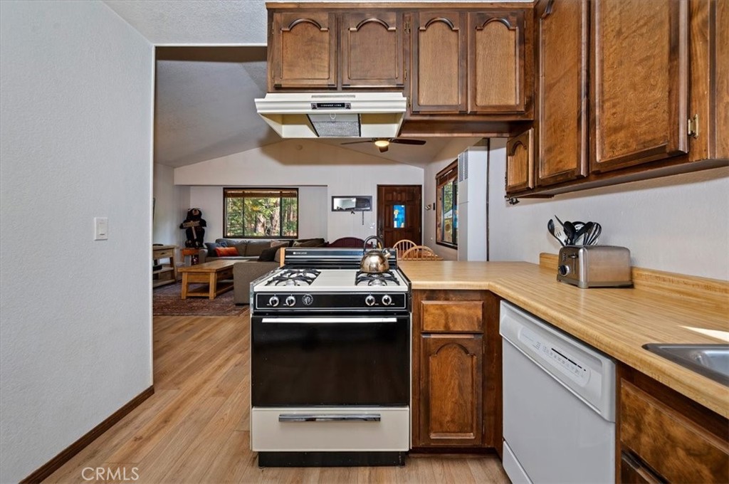 42587 Cedar Property Photo 15