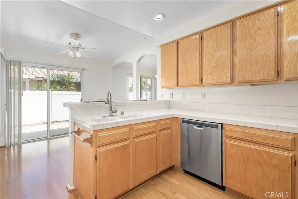 5439 Trevino Way Property Photo 12