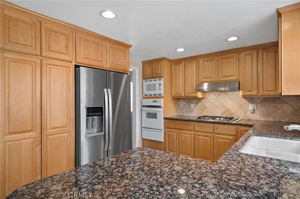 302 Sarah Avenue Property Photo 16