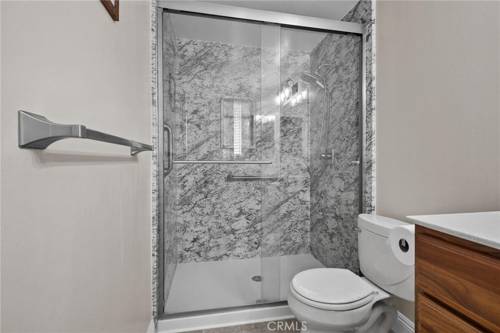 302 Sarah Avenue Property Photo 24