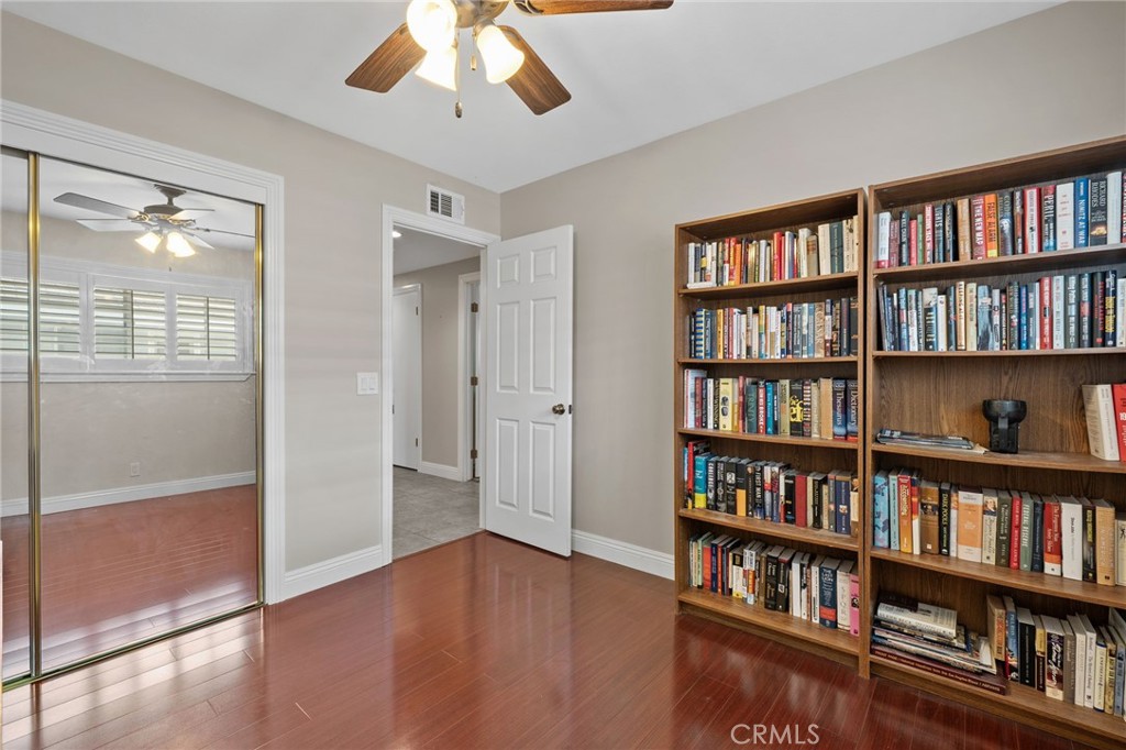 302 Sarah Avenue Property Photo 28