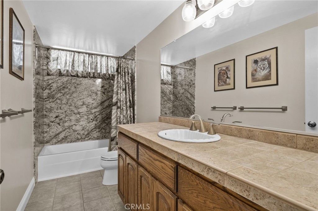 302 Sarah Avenue Property Photo 29