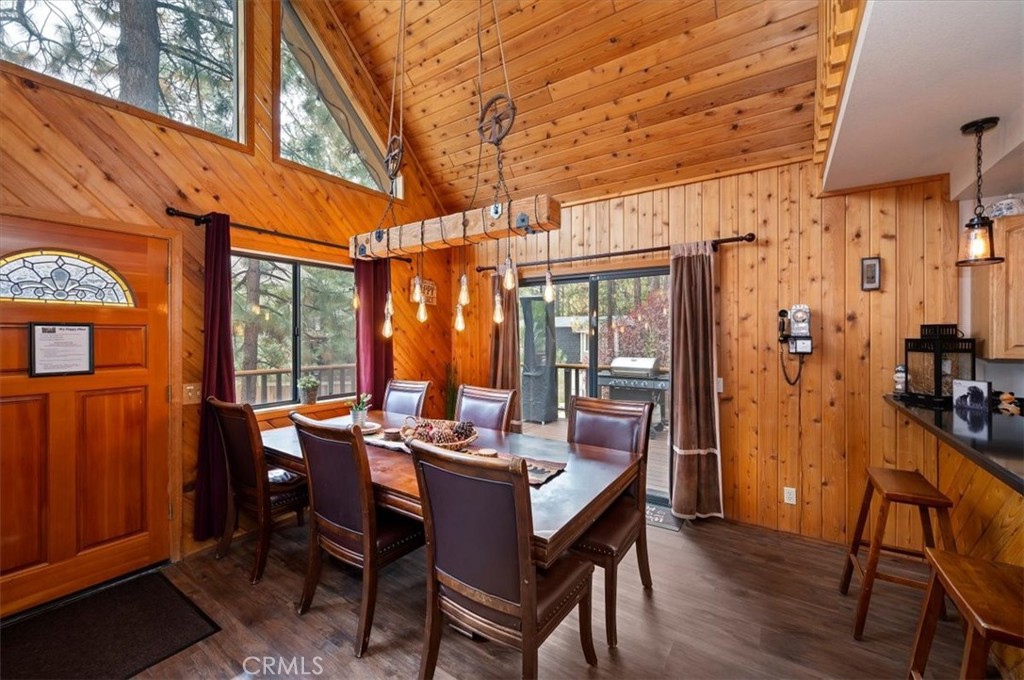 376 Crystal Lake Property Photo 11