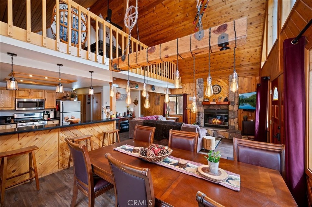 376 Crystal Lake Property Photo 13