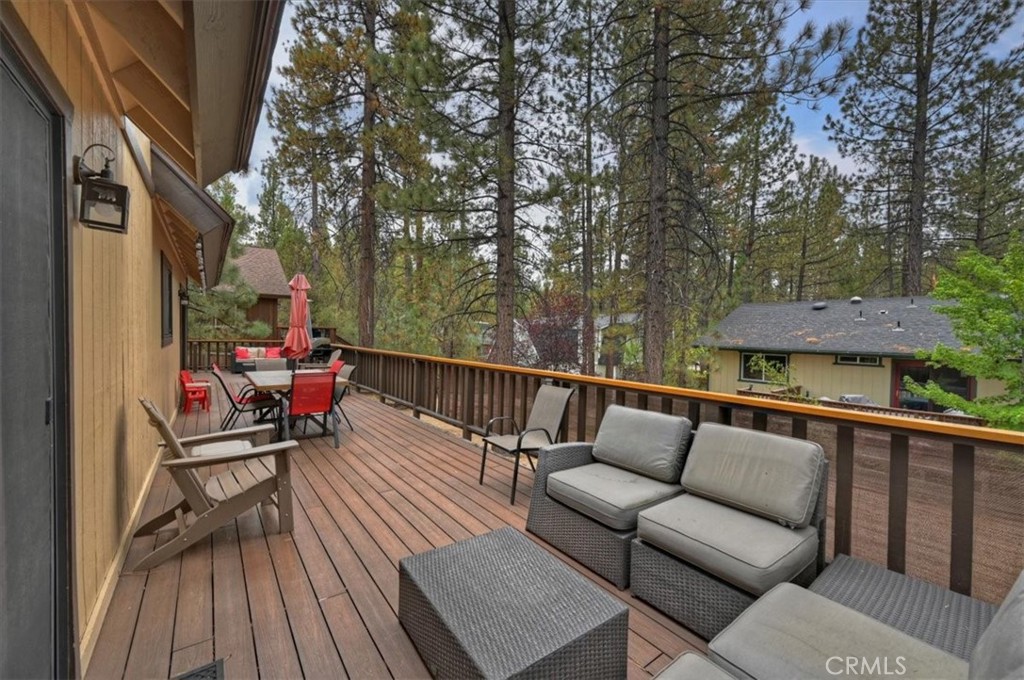 376 Crystal Lake Property Photo 34