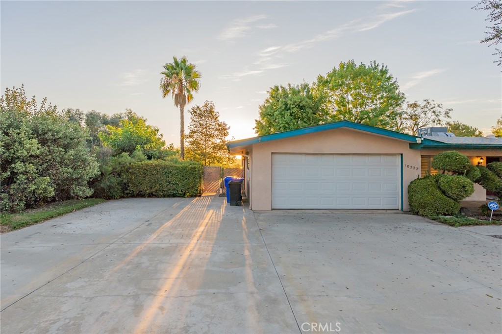 10222 Cherry Croft Dr. Property Photo 6