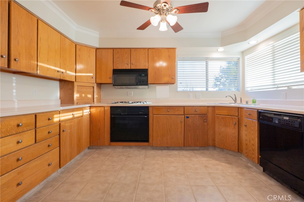 10222 Cherry Croft Dr. Property Photo 15