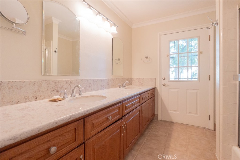 10222 Cherry Croft Dr. Property Photo 18