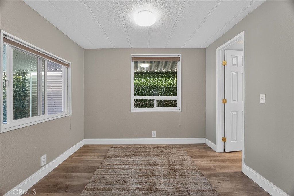 12618 3rd 37 Property Photo 15