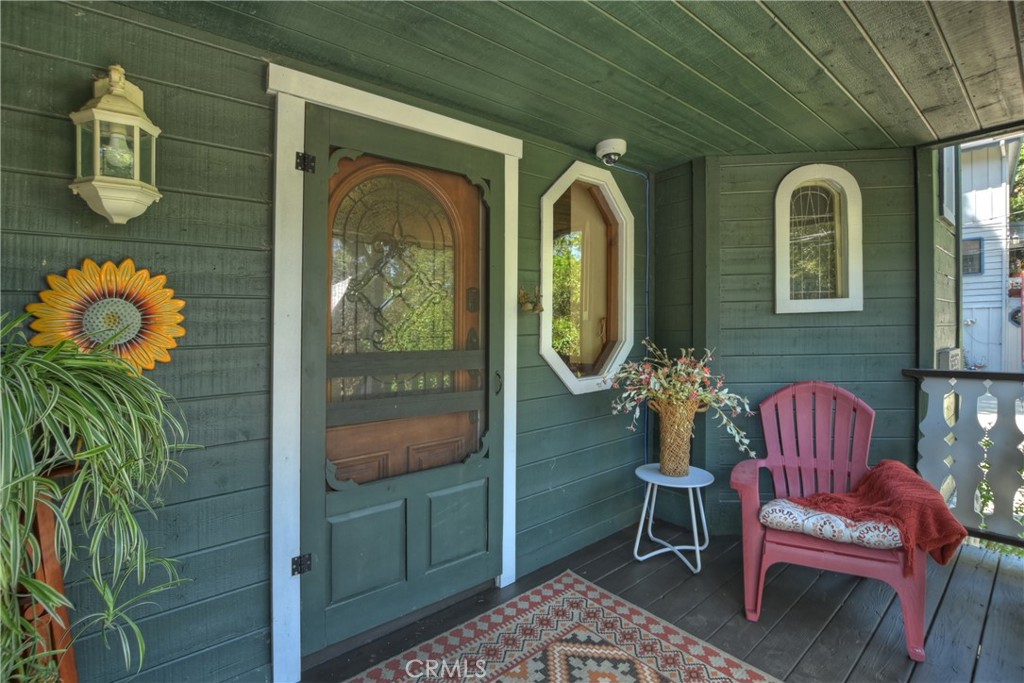 23280 Brookside Road Property Photo 3