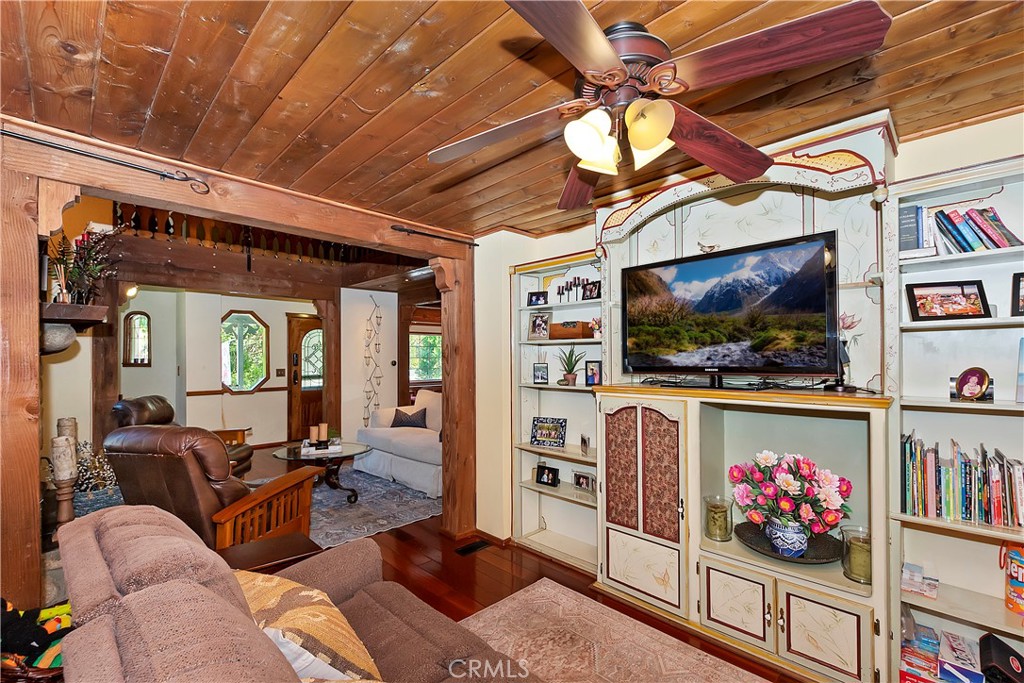 23280 Brookside Road Property Photo 9