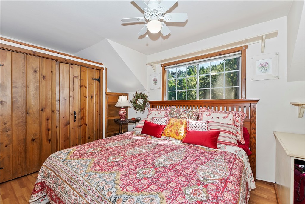 23280 Brookside Road Property Photo 29