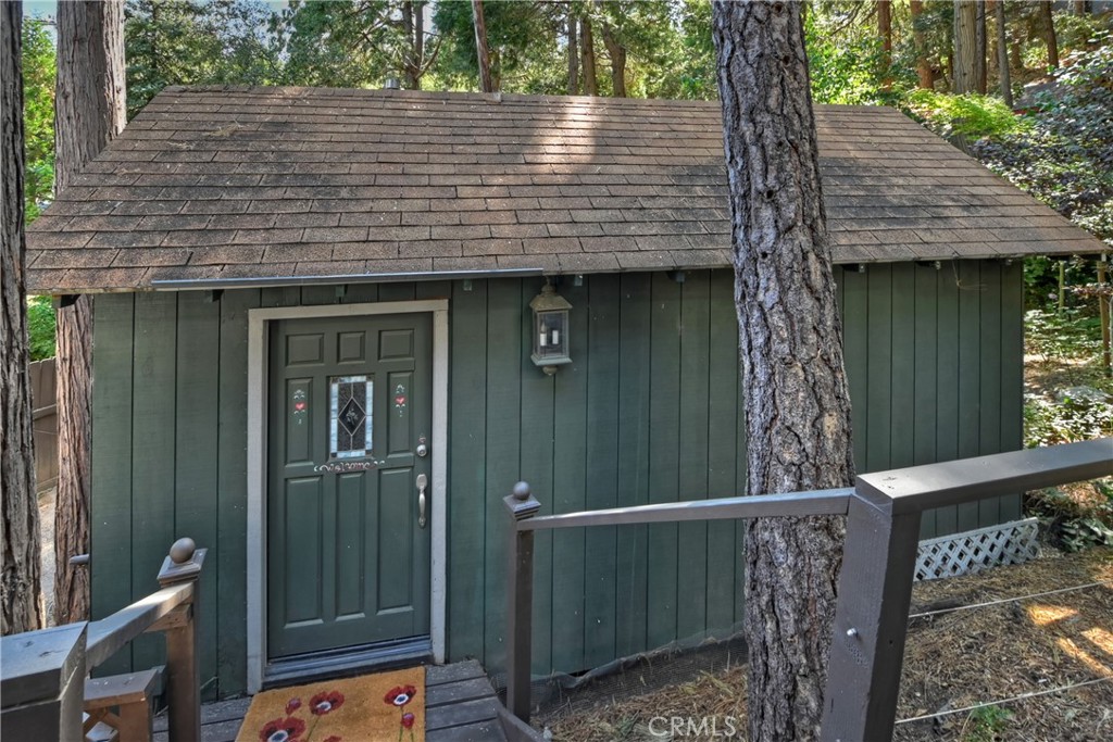 23280 Brookside Road Property Photo 32