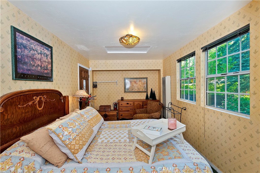 23280 Brookside Road Property Photo 34