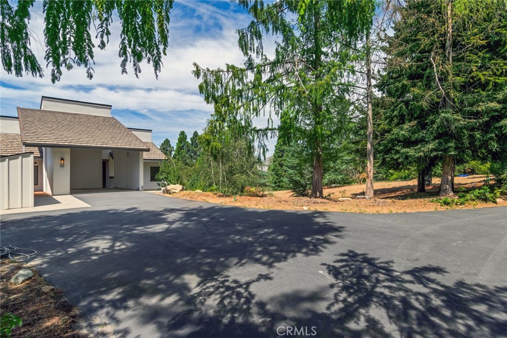 39155 Harris Property Photo 5