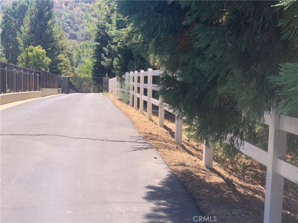 39155 Harris Property Photo 6