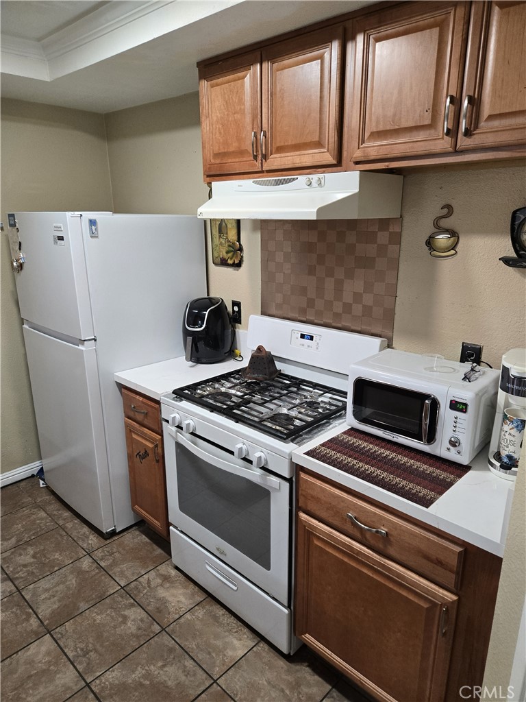 16377 Lakeshore Drive #5c Property Photo 4