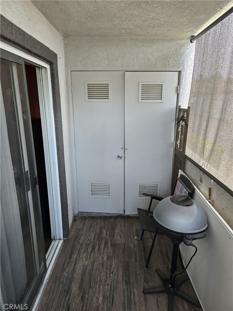 16377 Lakeshore Drive #5c Property Photo 16