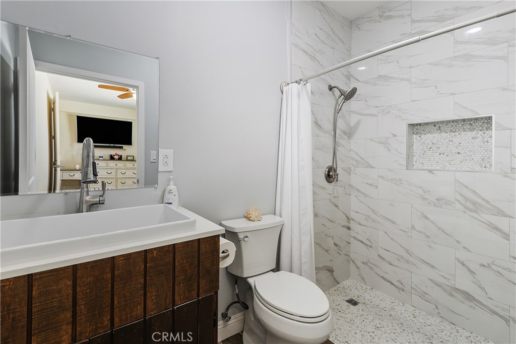 18044 Olivenhain Property Photo 10