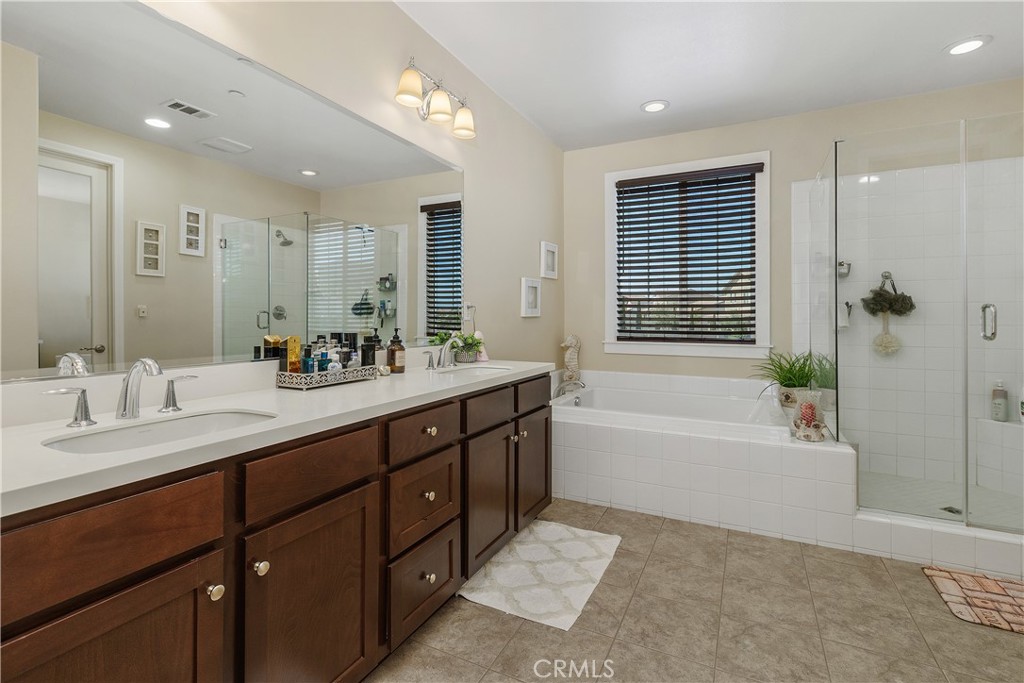 18044 Olivenhain Property Photo 11