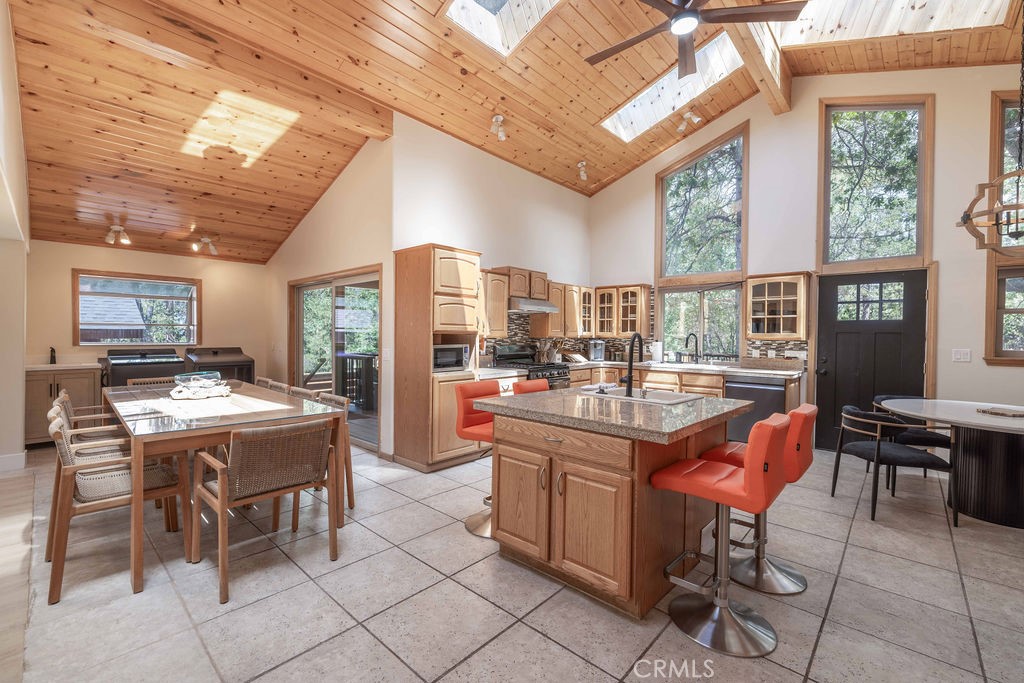 793 Knight Property Photo 10