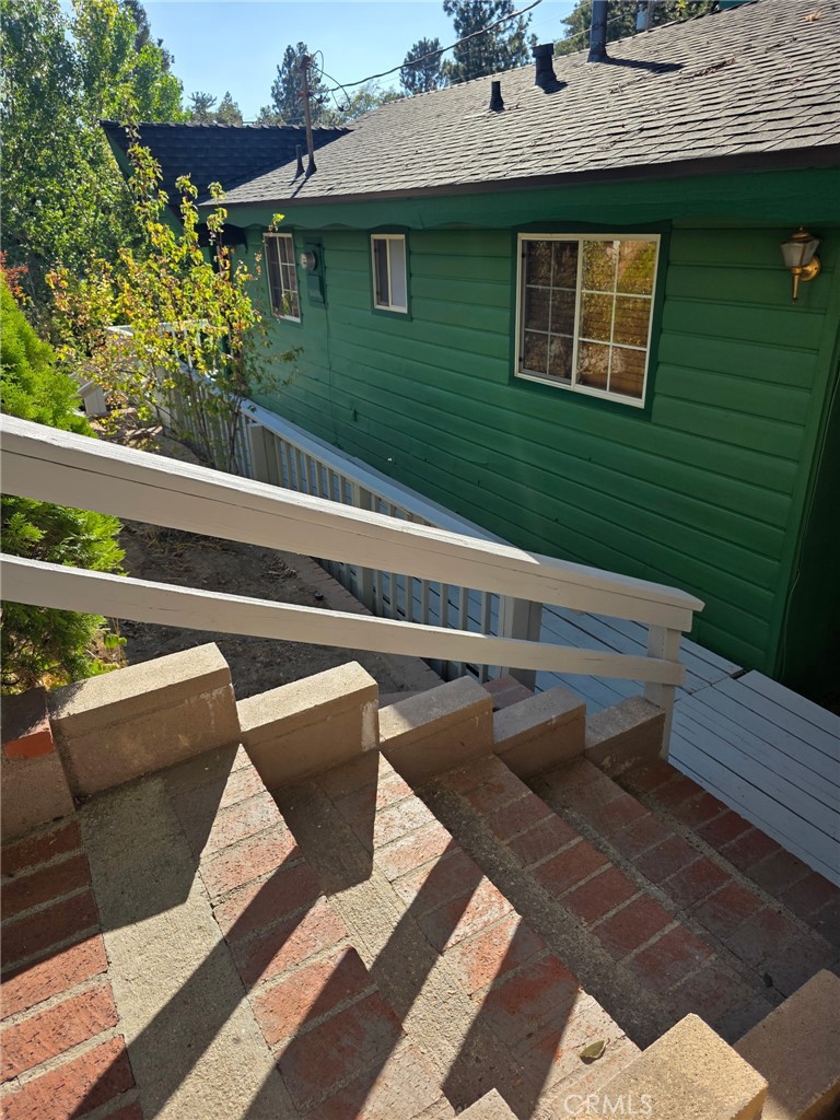 474 Delle Property Photo 3