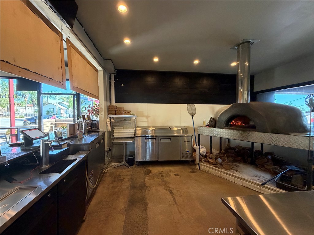 35020 Yucaipa Boulevard Property Photo 14