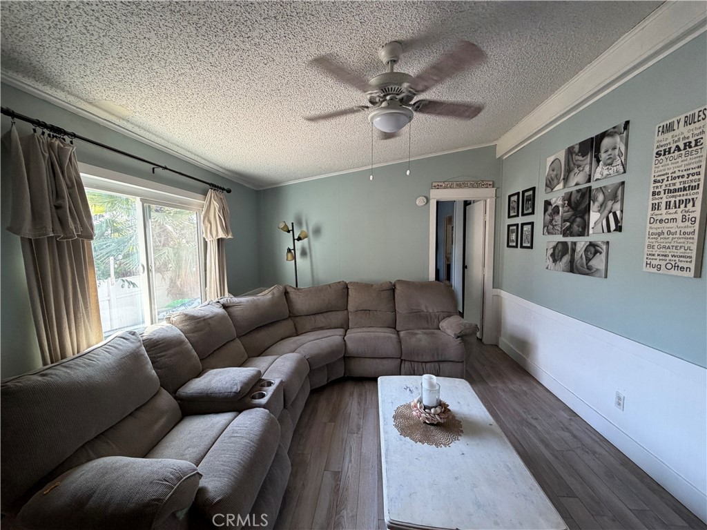 1721 E Colton Avenue 113 Property Photo 4