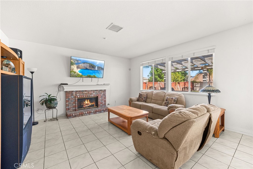1591 Valley Falls Property Photo 8