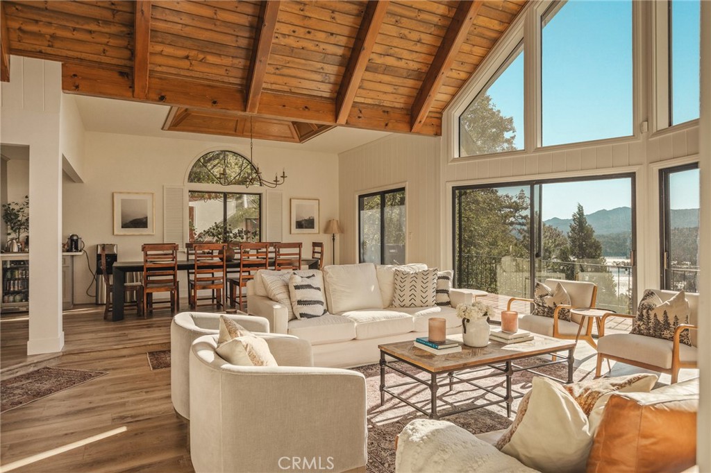 201 Grizzly Property Photo 5