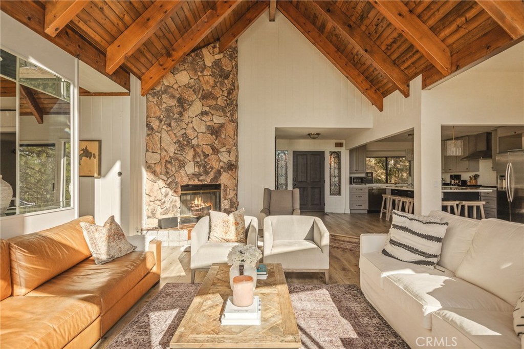 201 Grizzly Property Photo 6