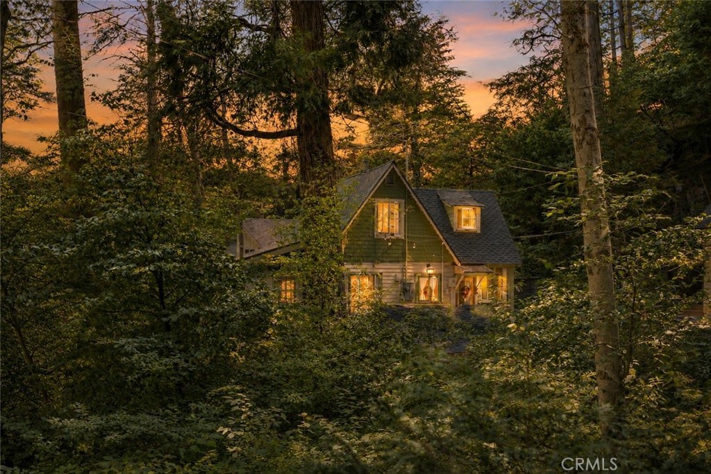 655 Cottage Grove Drive Property Photo 1