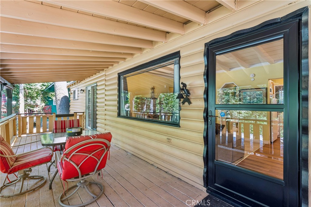 31655 Valley View Property Photo 3