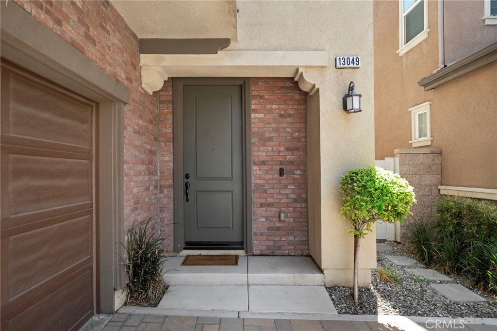 13049 Goldenrod Drive Property Photo 5