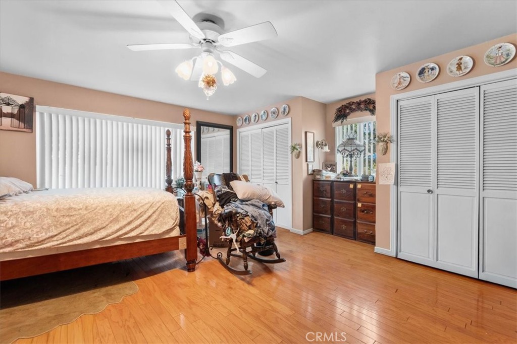 2664 Lawrence Avenue Property Photo 17