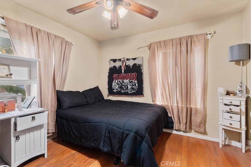 2664 Lawrence Avenue Property Photo 21
