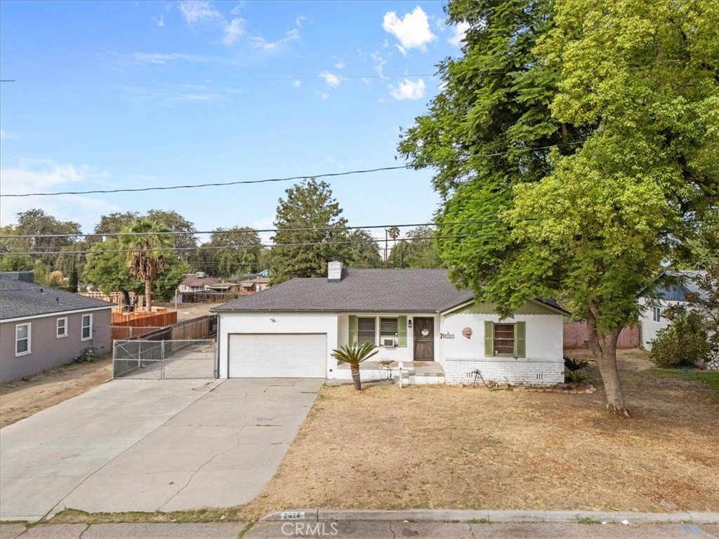 2628 Lawrence Ave Property Photo 26