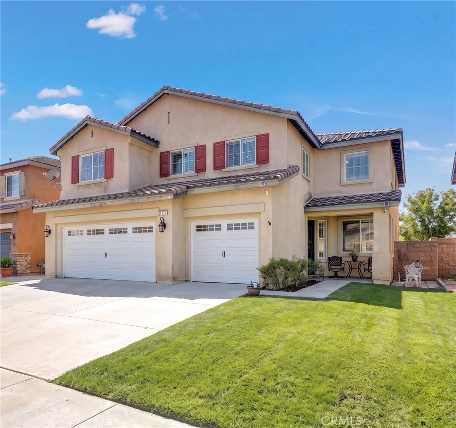 5583 Harmony Property Photo 1
