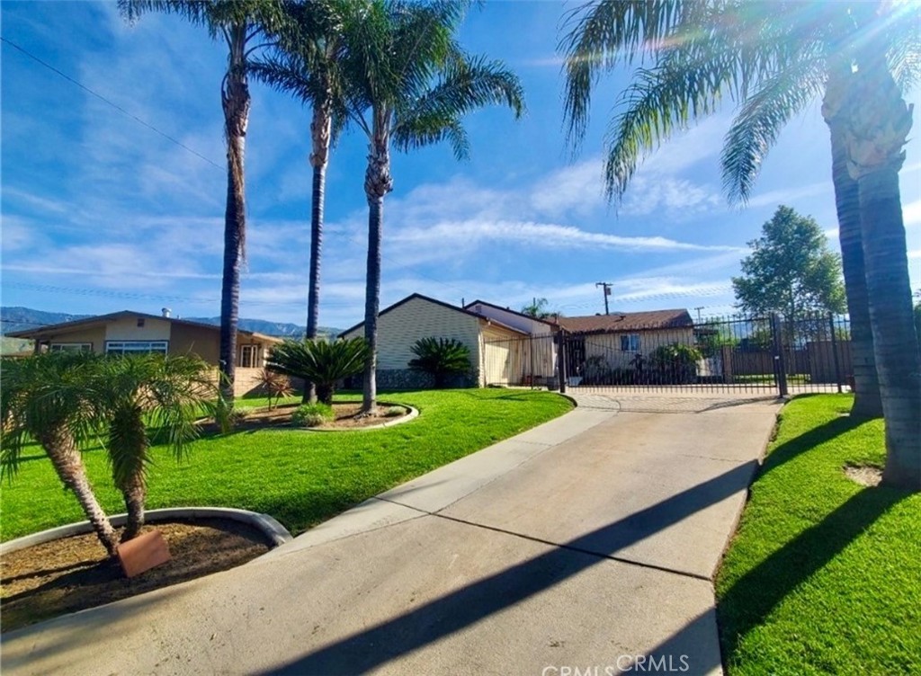 6093 Merito Property Photo