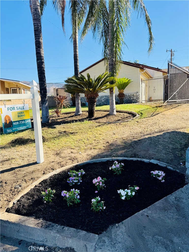 6093 Merito Property Photo 4