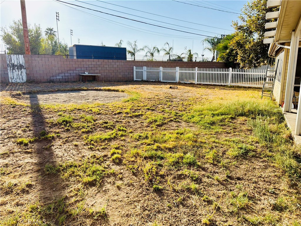 6093 Merito Property Photo 14