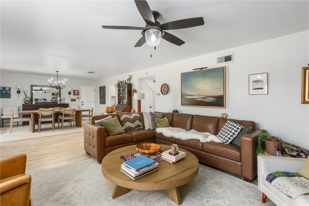 1459 Northview Property Photo 8
