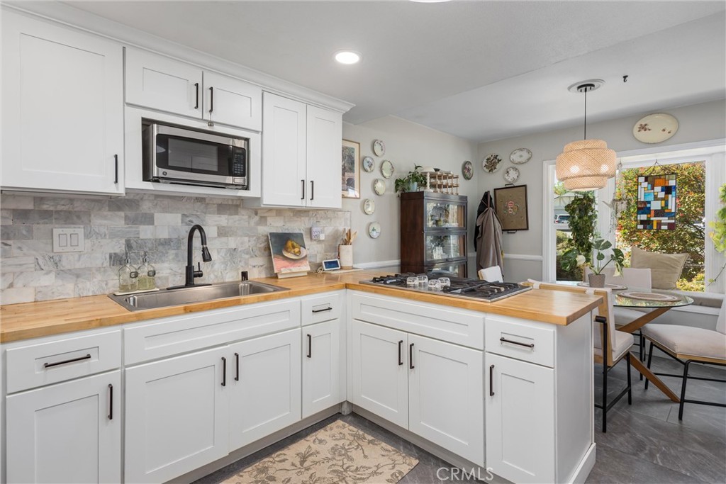 1459 Northview Property Photo 13