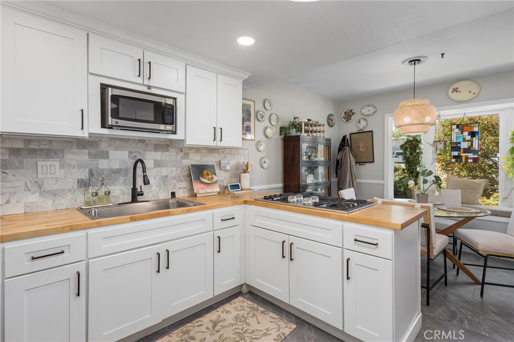 1459 Northview Property Photo 13