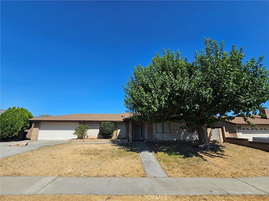 737 N Fillmore Property Photo 1