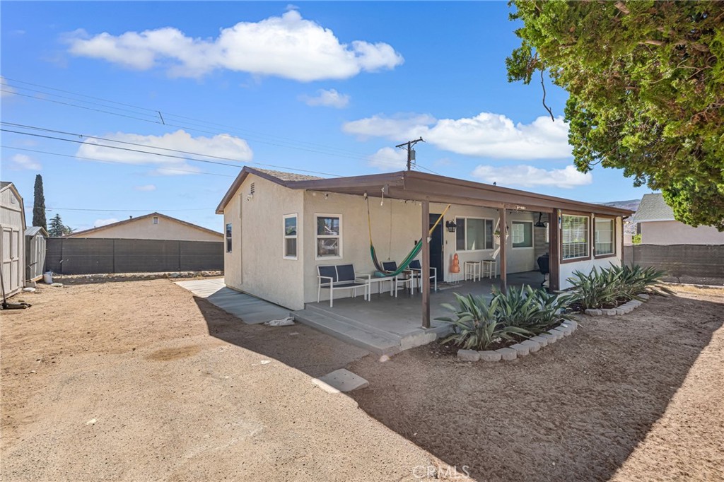 934 N Almond Way Property Photo 4