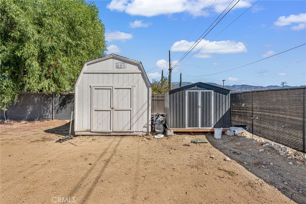 934 N Almond Way Property Photo 22
