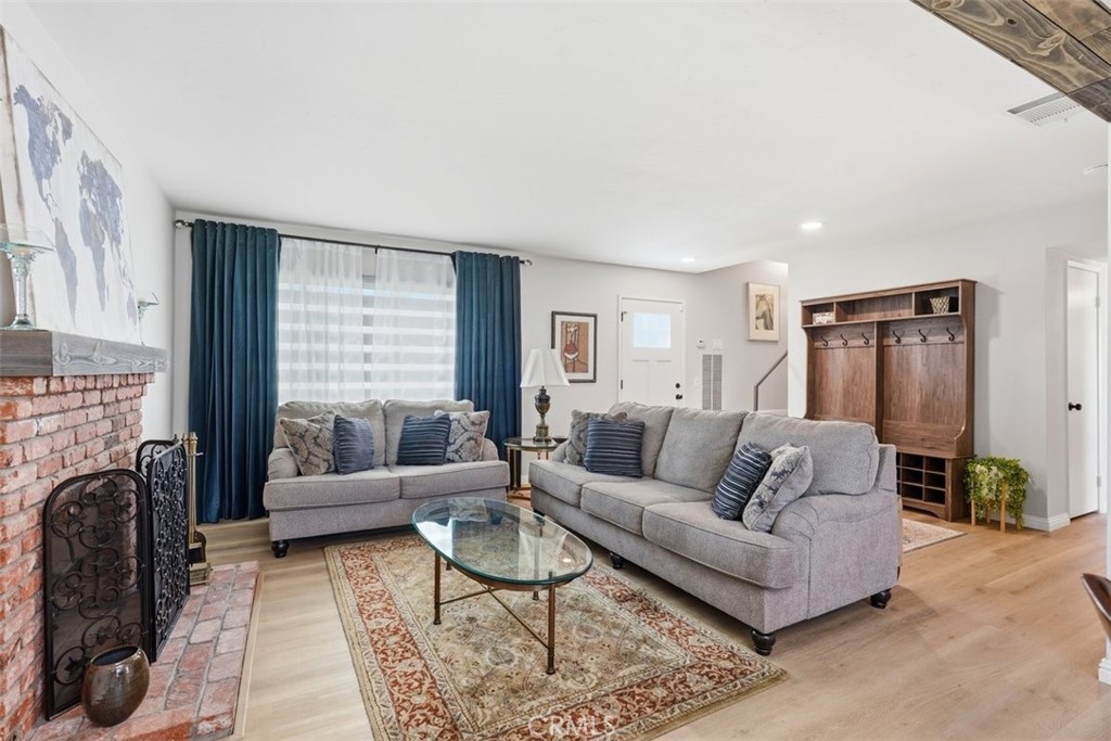 25972 Hinckley Property Photo 7